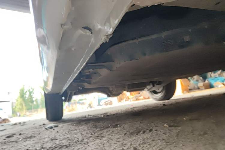 Used Wuling Hongguang MINIEV 2024 3rd Generation 215km Advanced Version Chassis Front Right