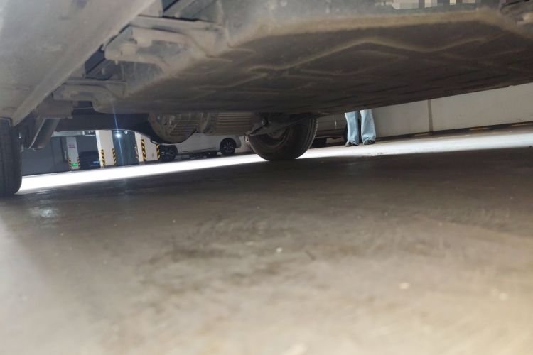 Used Wuling Hongguang MINIEV 2024 3rd Generation 215km Advanced Version Chassis Front Right