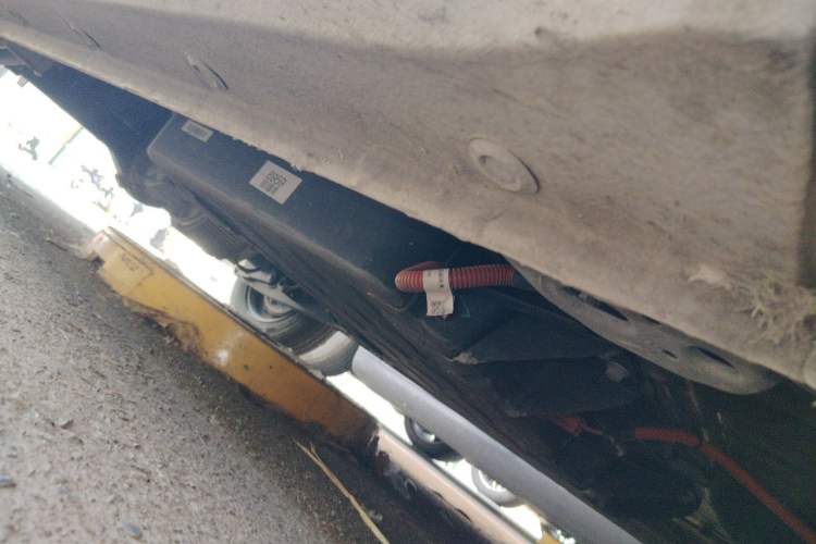 Used Wuling Hongguang MINIEV 2024 Third Generation 120 km Chassis Front Right