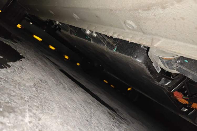 Used Wuling Hongguang MINIEV 2024 3rd Generation 215km Youth Edition Chassis Rear Left