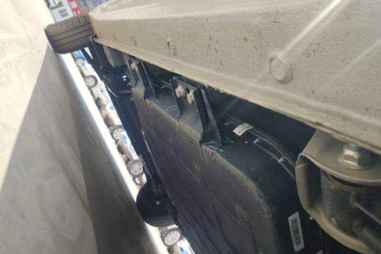 Used Wuling Hongguang MINIEV 2024 3rd Generation 215km Youth Edition Chassis Rear Left