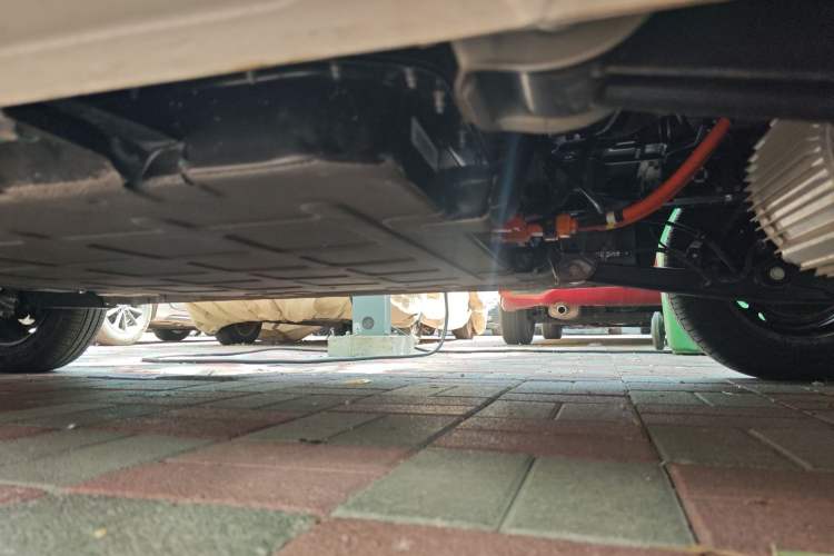Used Wuling Hongguang MINIEV 2024 3rd Generation 215km Youth Edition Chassis Rear Left