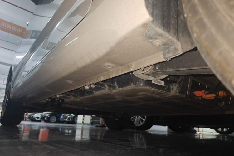 Used Wuling Hongguang MINIEV 2024 3rd Generation 215km Youth Edition Chassis Rear Left