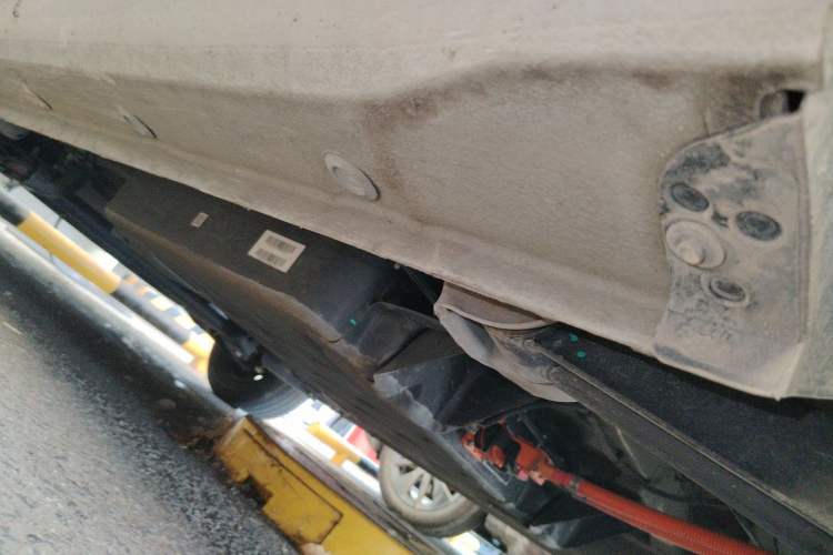 Used Wuling Hongguang MINIEV 2024 Third Generation 120 km Chassis Rear Left