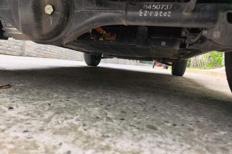 Used Wuling Hongguang MINIEV 2024 3rd Generation 215km Youth Edition Chassis Rear