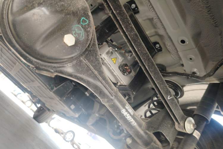 Used Wuling Hongguang MINIEV 2024 3rd Generation 215km Youth Edition Chassis Rear