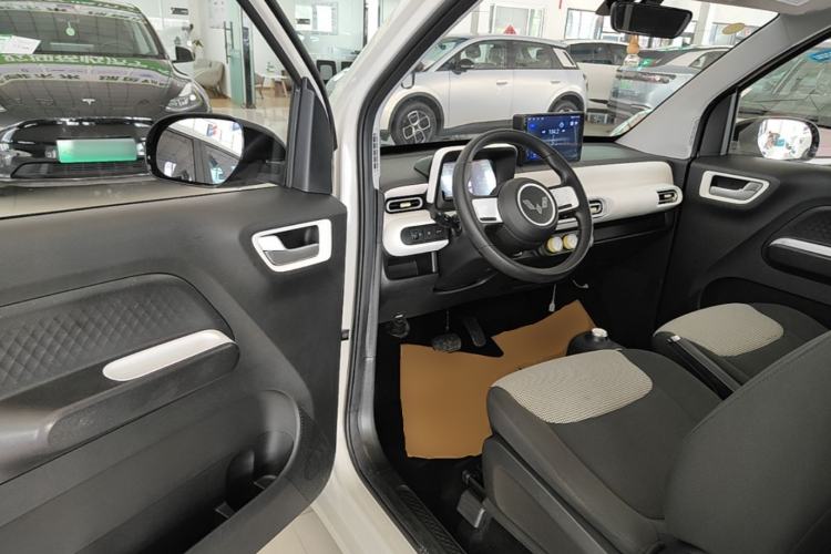 Used Wuling Hongguang MINIEV 2024 3rd Generation 215km Youth Edition Driver Seat