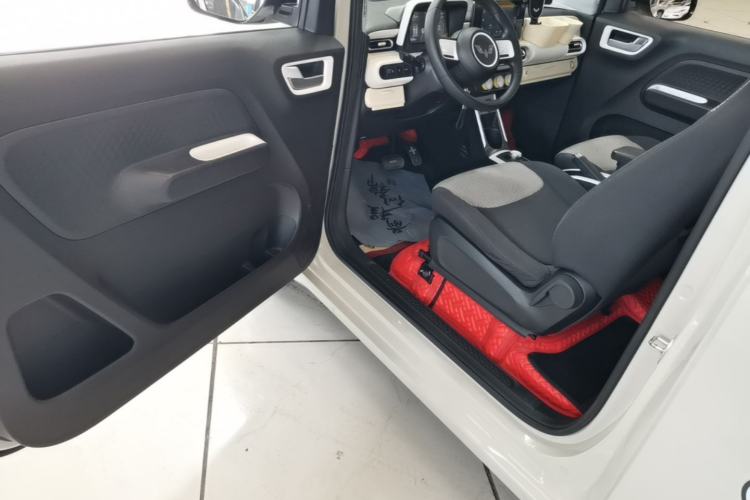 Used Wuling Hongguang MINIEV 2024 3rd Generation 215km Advanced Version Driver Seat