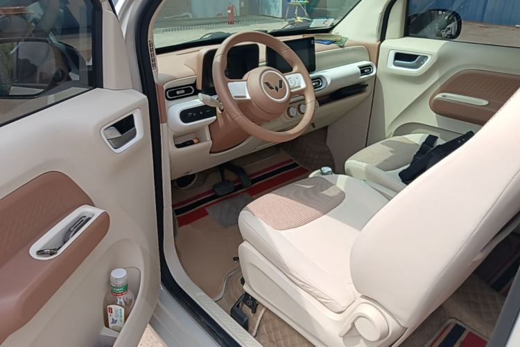Used Wuling Hongguang MINIEV 2024 3rd Generation 215km Advanced Version Driver Seat