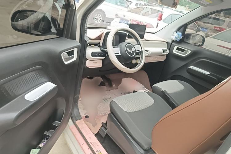 Used Wuling Hongguang MINIEV 2024 3rd Generation 215km Youth Edition Driver Seat