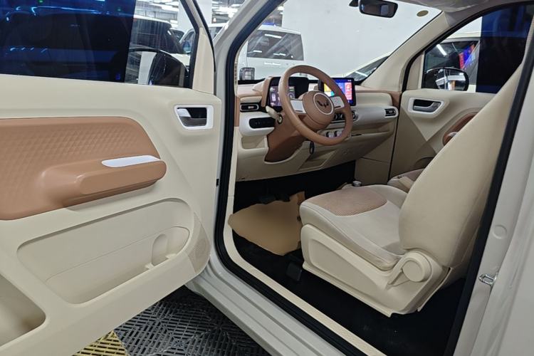 Used Wuling Hongguang MINIEV 2024 3rd Generation 215km Youth Edition Driver Seat