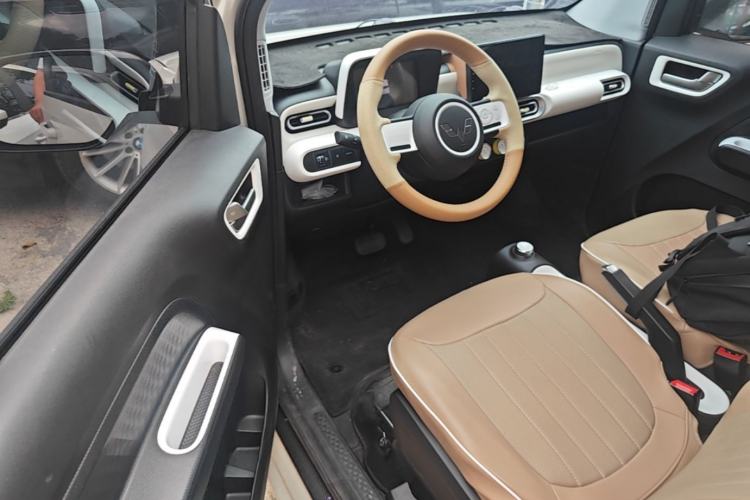 Used Wuling Hongguang MINIEV 2024 3rd Generation 215km Youth Edition Driver Seat