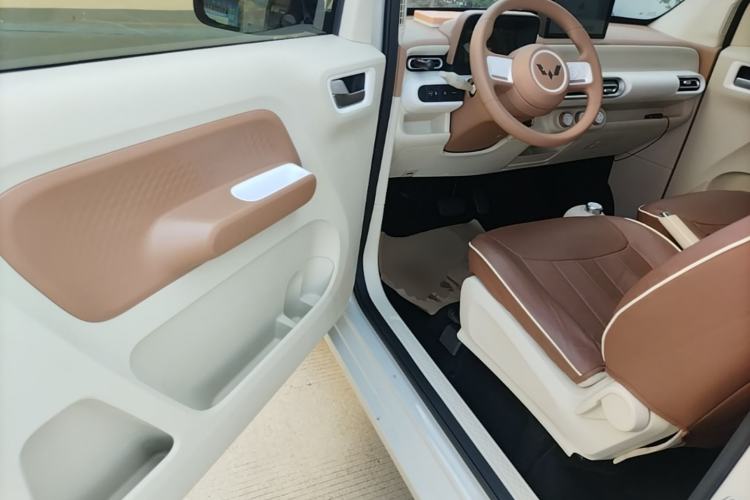 Used Wuling Hongguang MINIEV 2024 3rd Generation 215km Youth Edition Driver Seat
