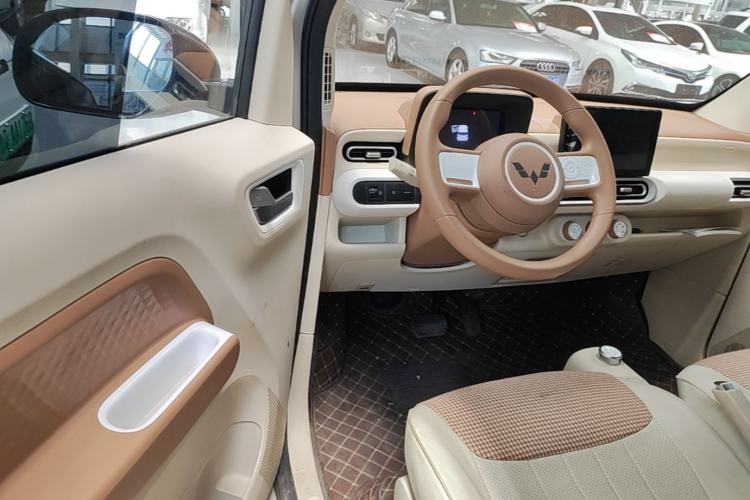 Used Wuling Hongguang MINIEV 2024 3rd Generation 215km Youth Edition Driver Seat