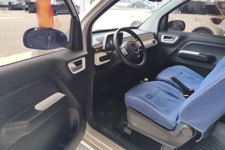 Used Wuling Hongguang MINIEV 2024 3rd Generation 215km Youth Edition Driver Seat