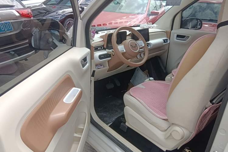 Used Wuling Hongguang MINIEV 2024 3rd Generation 215km Youth Edition Driver Seat