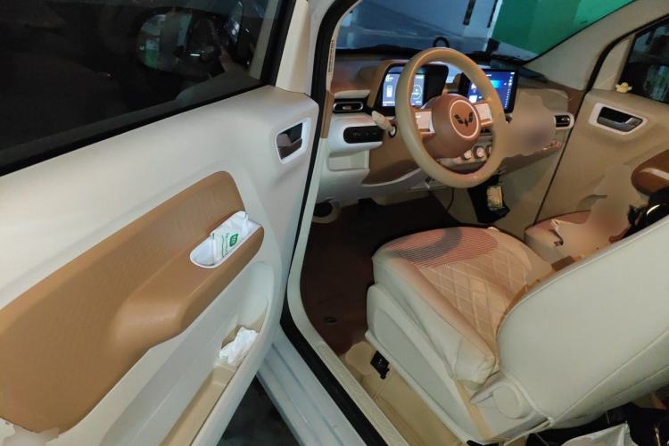 Used Wuling Hongguang MINIEV 2024 3rd Generation 215km Youth Edition Driver Seat