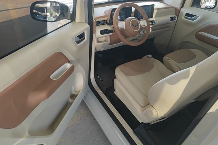 Used Wuling Hongguang MINIEV 2024 3rd Generation 215km Advanced Version Driver Seat
