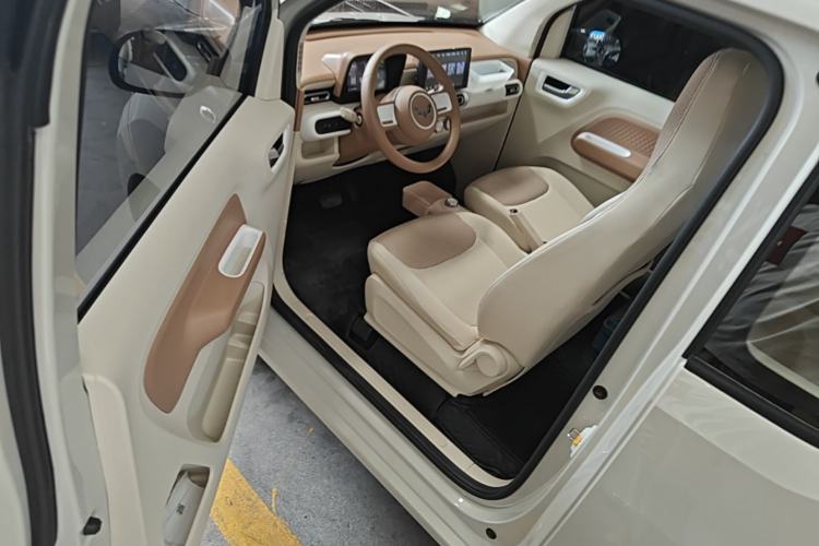 Used Wuling Hongguang MINIEV 2024 3rd Generation 215km Youth Edition Driver Seat