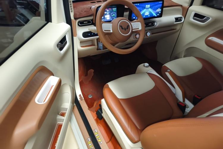 Used Wuling Hongguang MINIEV 2024 3rd Generation 215km Youth Edition Driver Seat