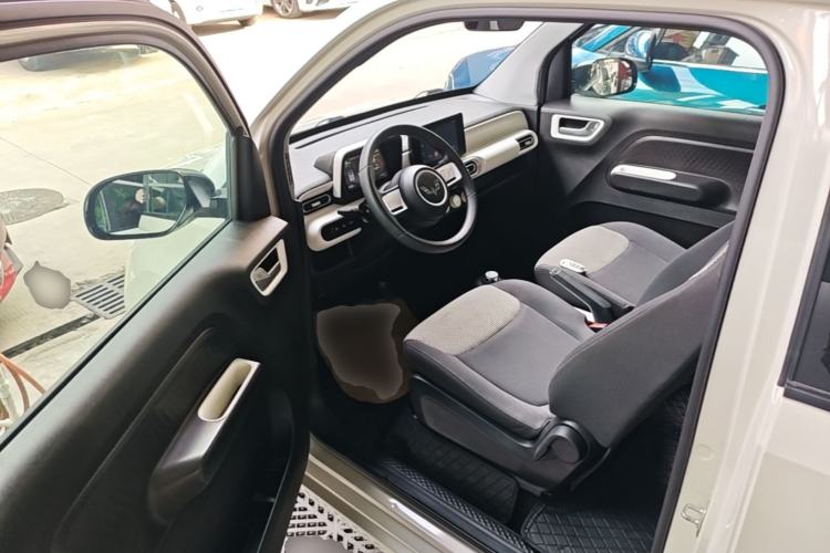 Used Wuling Hongguang MINIEV 2024 3rd Generation 215km Advanced Version Driver Seat