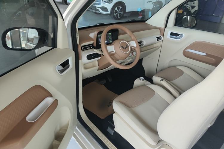 Used Wuling Hongguang MINIEV 2024 3rd Generation 215km Youth Edition Driver Seat