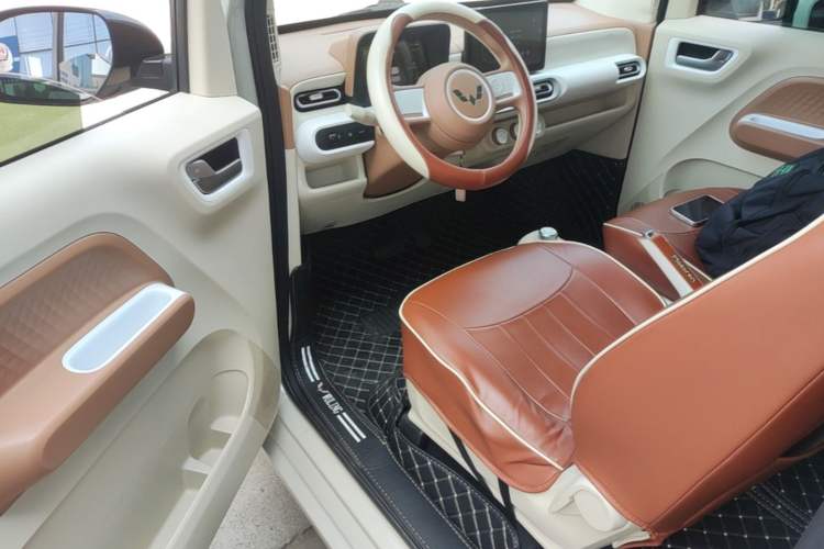 Used Wuling Hongguang MINIEV 2024 3rd Generation 215km Youth Edition Driver Seat