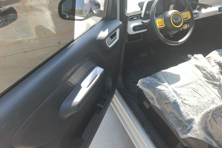 Used Wuling Hongguang MINIEV 2024 3rd Generation 215km Youth Edition Driver Seat