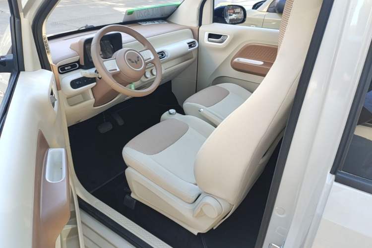 Used Wuling Hongguang MINIEV 2024 3rd Generation 215km Youth Edition Driver Seat