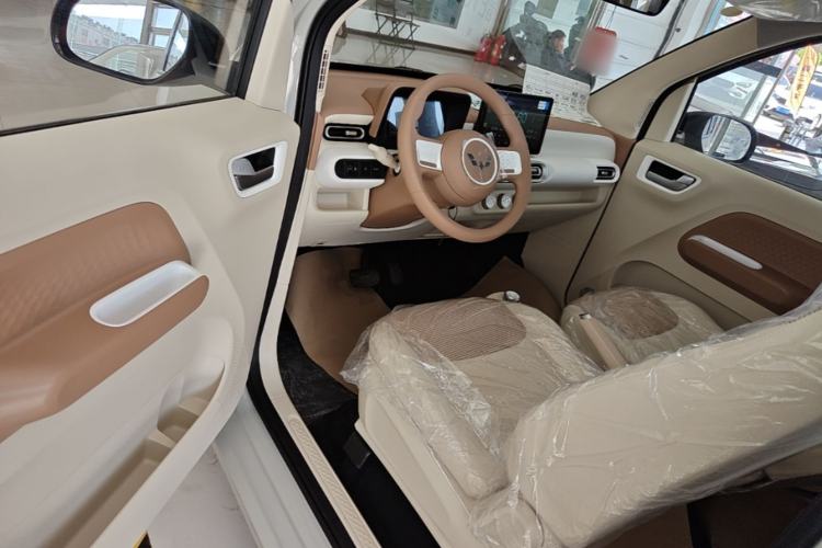 Used Wuling Hongguang MINIEV 2024 3rd Generation 215km Youth Edition Driver Seat