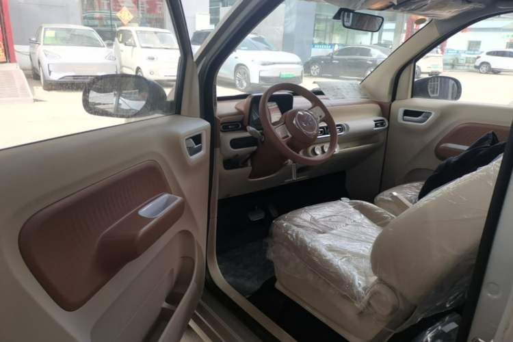 Used Wuling Hongguang MINIEV 2024 3rd Generation 215km Youth Edition Driver Seat