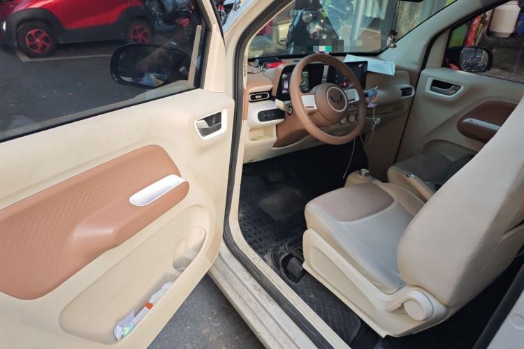 Used Wuling Hongguang MINIEV 2024 3rd Generation 215km Advanced Version Driver Seat