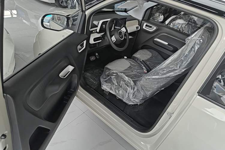 Used Wuling Hongguang MINIEV 2024 3rd Generation 170 km Driver Seat