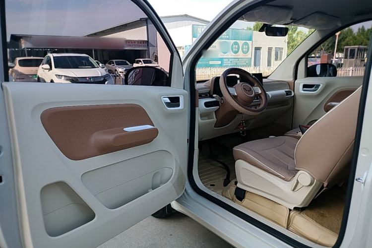 Used Wuling Hongguang MINIEV 2024 3rd Generation 215km Youth Edition Driver Seat