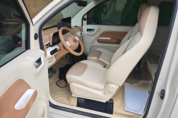 Used Wuling Hongguang MINIEV 2024 3rd Generation 215km Youth Edition Driver Seat