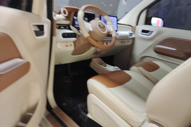 Used Wuling Hongguang MINIEV 2024 3rd Generation 215km Youth Edition Driver Seat