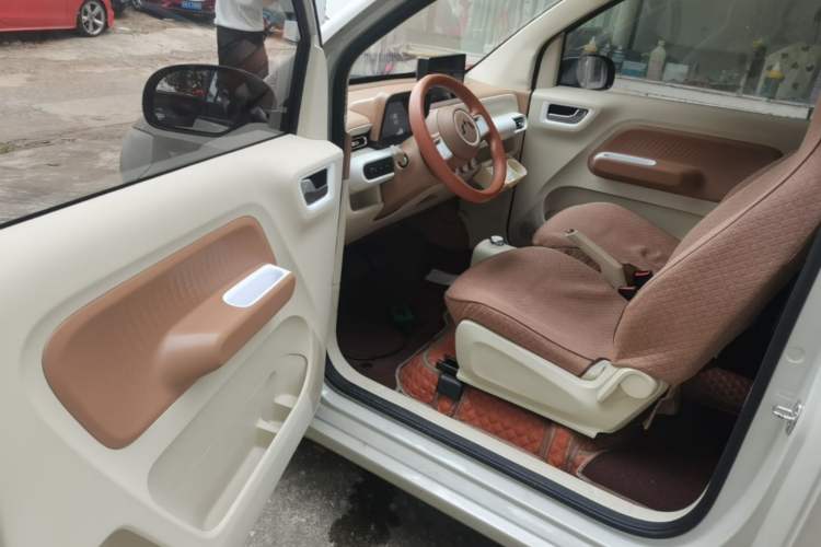Used Wuling Hongguang MINIEV 2024 3rd Generation 215km Youth Edition Driver Seat