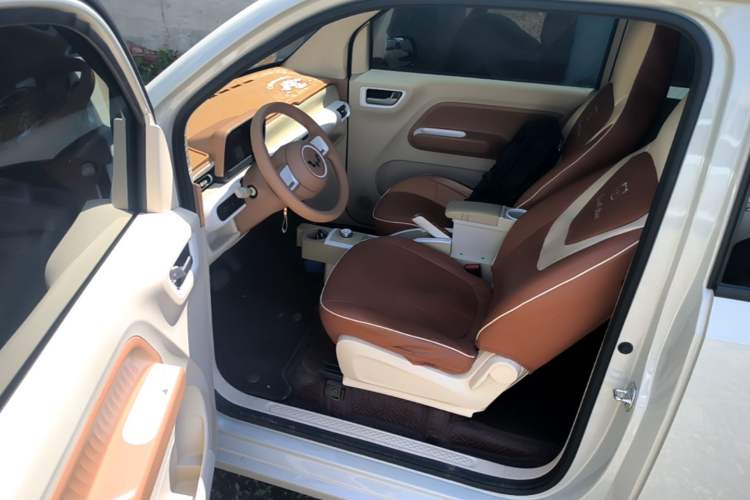 Used Wuling Hongguang MINIEV 2024 3rd Generation 215km Youth Edition Driver Seat