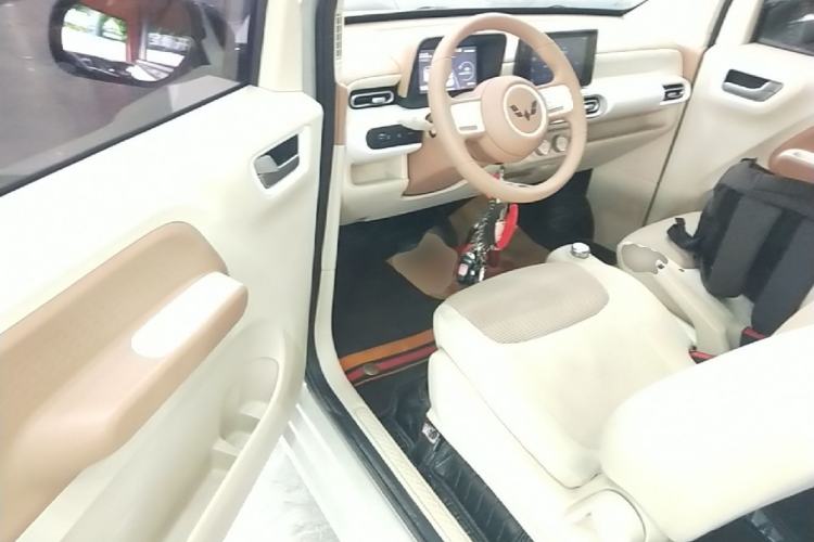Used Wuling Hongguang MINIEV 2024 3rd Generation 170 km Driver Seat