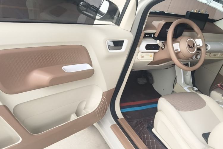 Used Wuling Hongguang MINIEV 2024 3rd Generation 215km Youth Edition Driver Seat