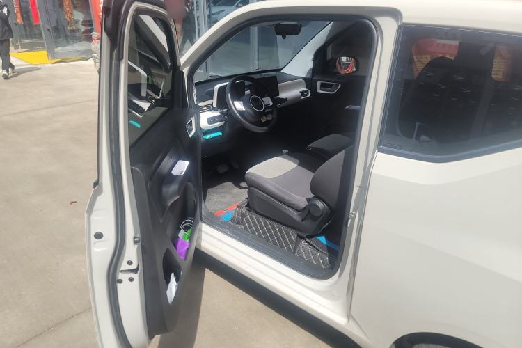 Used Wuling Hongguang MINIEV 2024 3rd Generation 215km Youth Edition Driver Seat