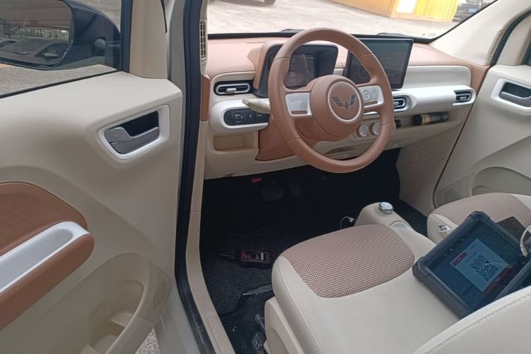 Used Wuling Hongguang MINIEV 2024 3rd Generation 215km Youth Edition Driver Seat