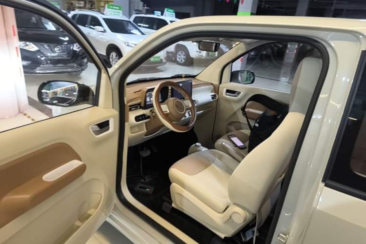 Used Wuling Hongguang MINIEV 2024 3rd Generation 215km Youth Edition Driver Seat