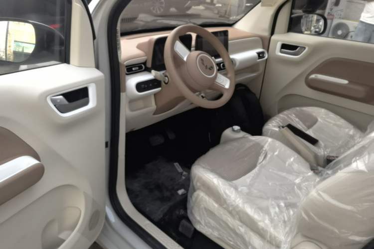 Used Wuling Hongguang MINIEV 2024 3rd Generation 215km Advanced Version Driver Seat