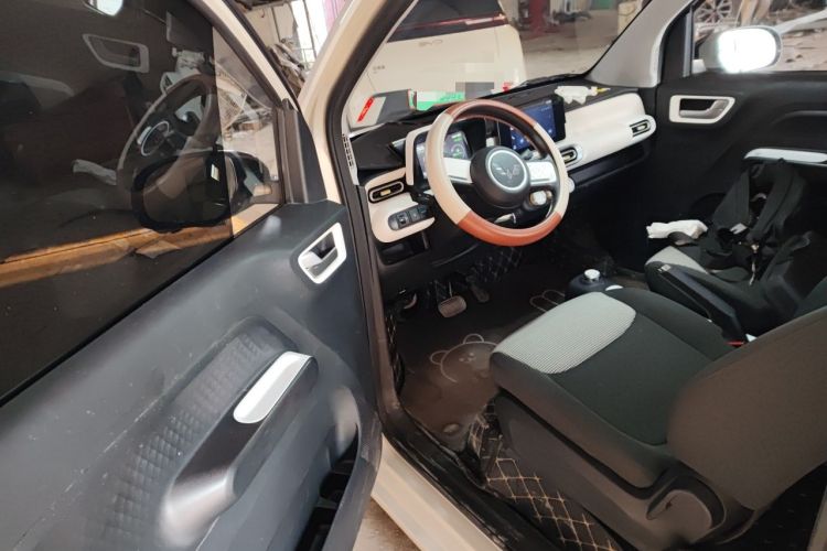 Used Wuling Hongguang MINIEV 2024 3rd Generation 215km Advanced Version Driver Seat