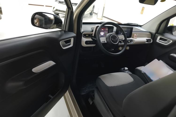 Used Wuling Hongguang MINIEV 2024 3rd Generation 215km Advanced Version Driver Seat
