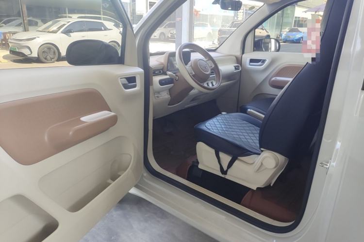 Used Wuling Hongguang MINIEV 2024 3rd Generation 215km Youth Edition Driver Seat