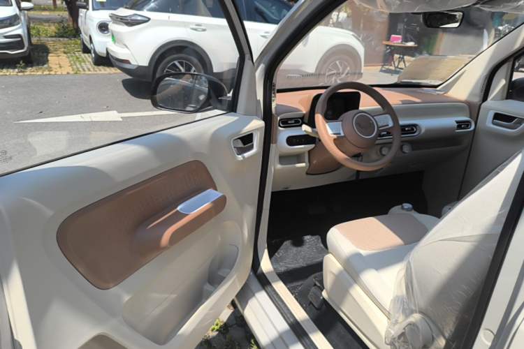 Used Wuling Hongguang MINIEV 2024 3rd Generation 215km Youth Edition Driver Seat
