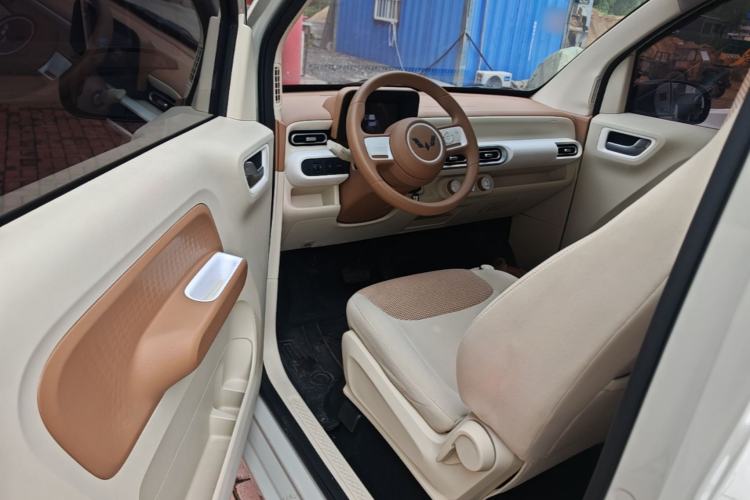 Used Wuling Hongguang MINIEV 2024 3rd Generation 215km Youth Edition Driver Seat