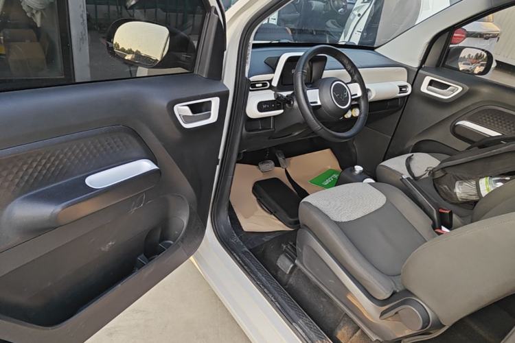 Used Wuling Hongguang MINIEV 2024 3rd Generation 215km Youth Edition Driver Seat